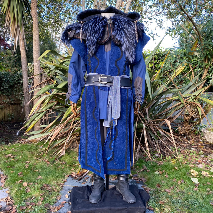 Storm Mage Set - 4 Pieces (Waistcoat, Ornate Hood, Tunic & Sash)