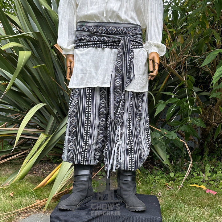 medieval hero pants LARP trousers black white patterned cotton matching sash front