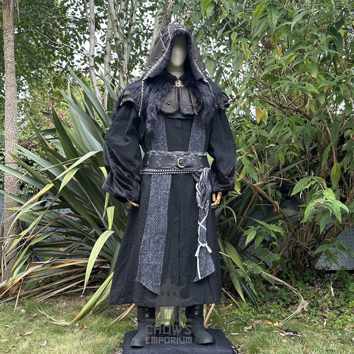 Shadow Striker Outfit - 5 pieces (Robe, Ornate Hood, Scarf Hood, Belt and Sash)
