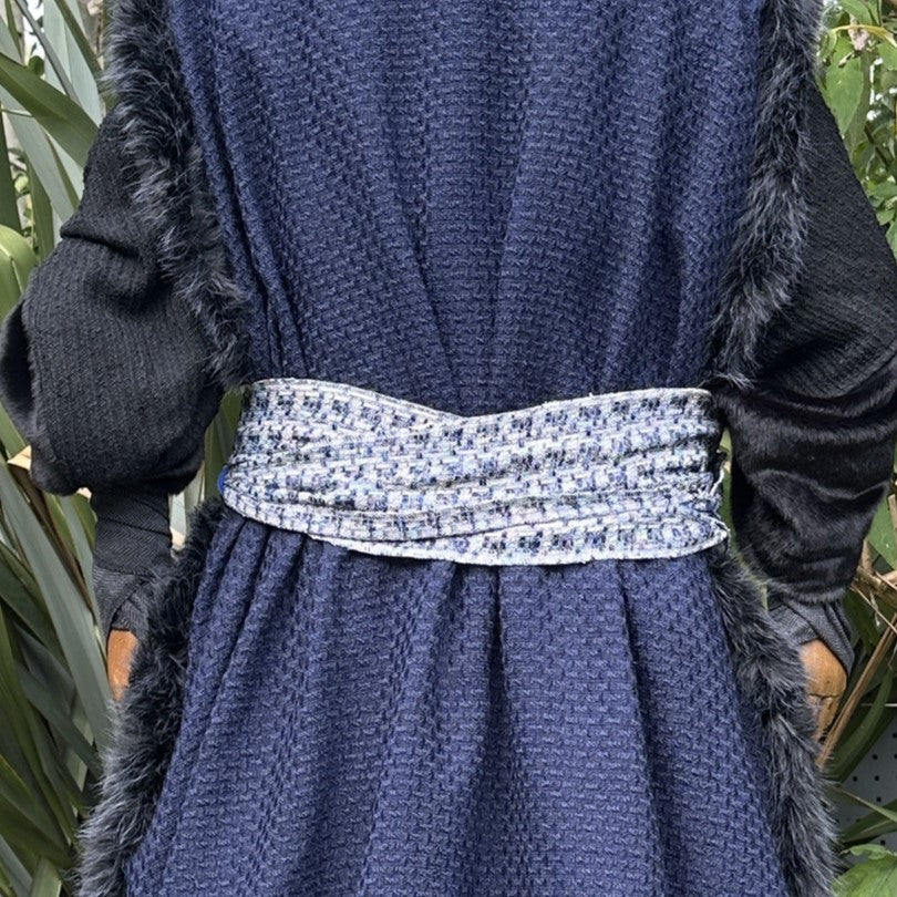 Ensemble ceinture et ceinture LARP avec accessoires - Laine gris foncé - Cuir de buffle noir - Idées cadeaux