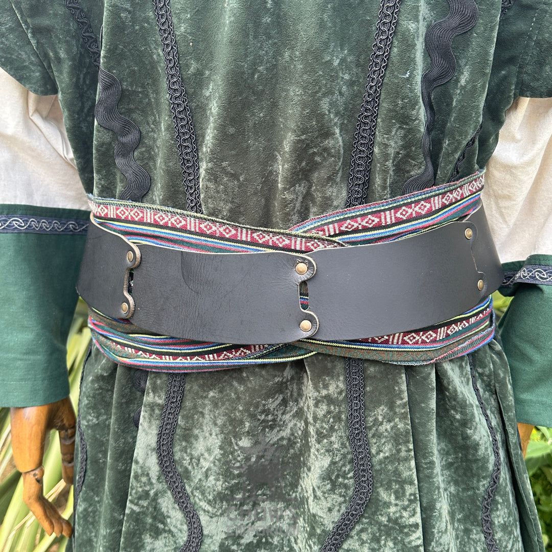 Emerald Viking Outfit - 5 Pieces (Waistcoat, Tunic, Pants, Belt, Sash)