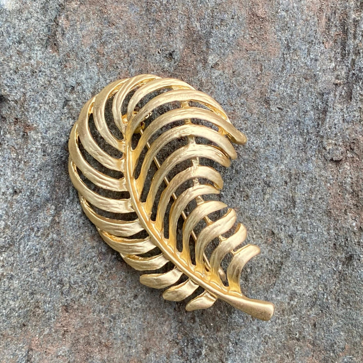 Brooch, Pack of 2, Stylised Fern, Pin, House Sigil, Silver and Gold LARP Accessory, for Cosplay, Renaissance Faire, Medieval History Costume - Chows Emporium Ltd