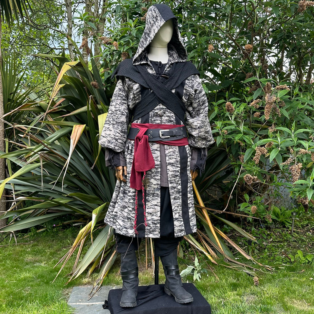 Battle Mage Light LARP-Outfit – 5 Teile: Robe mit Kapuze, Wickelkapuze, Tunika, Hose, Schärpe