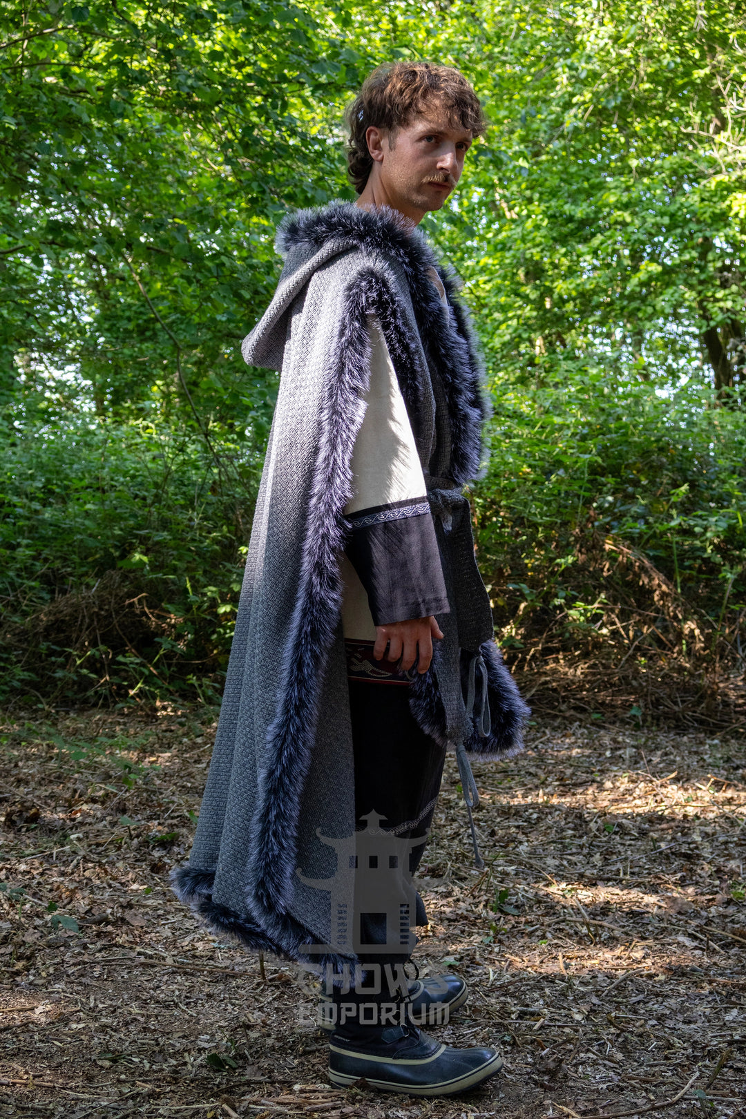 Grey Viking Fur-Trim Cape with Sash