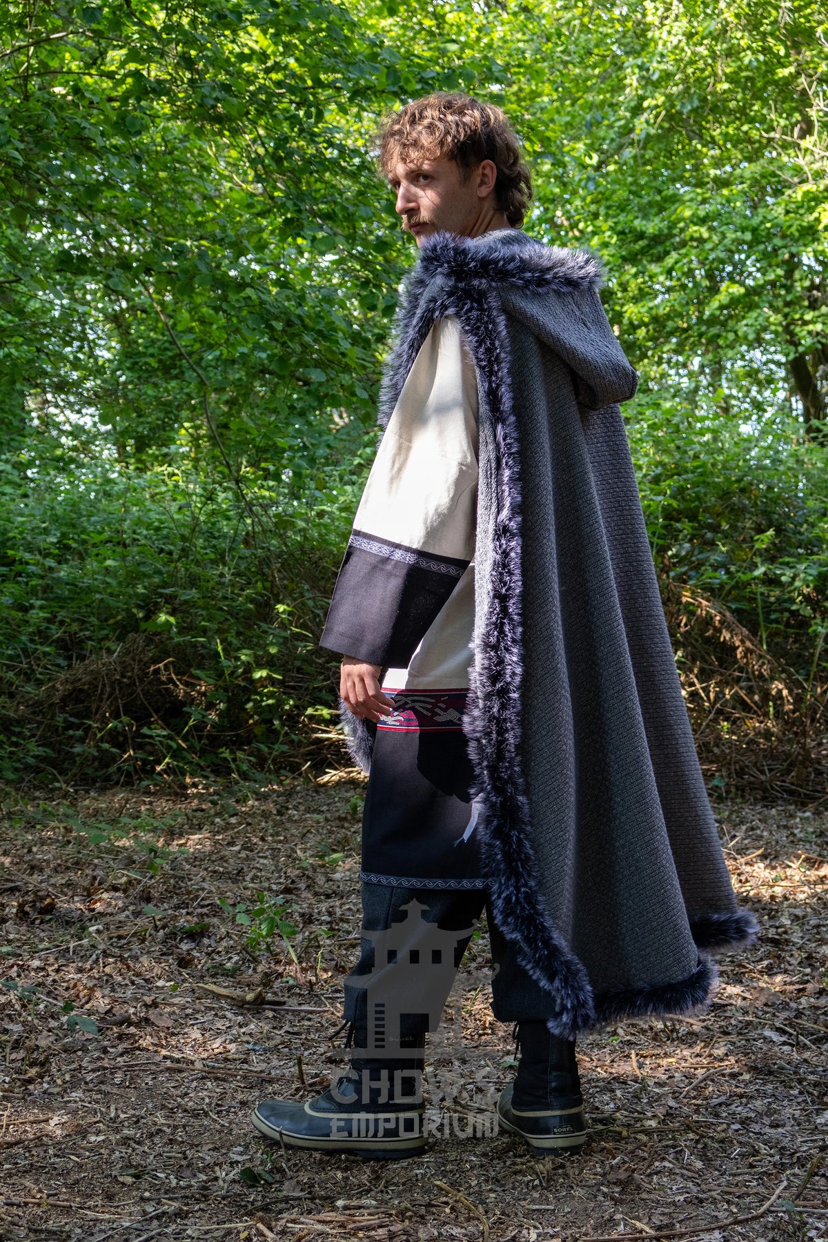 Grey Viking Fur-Trim Cape with Sash