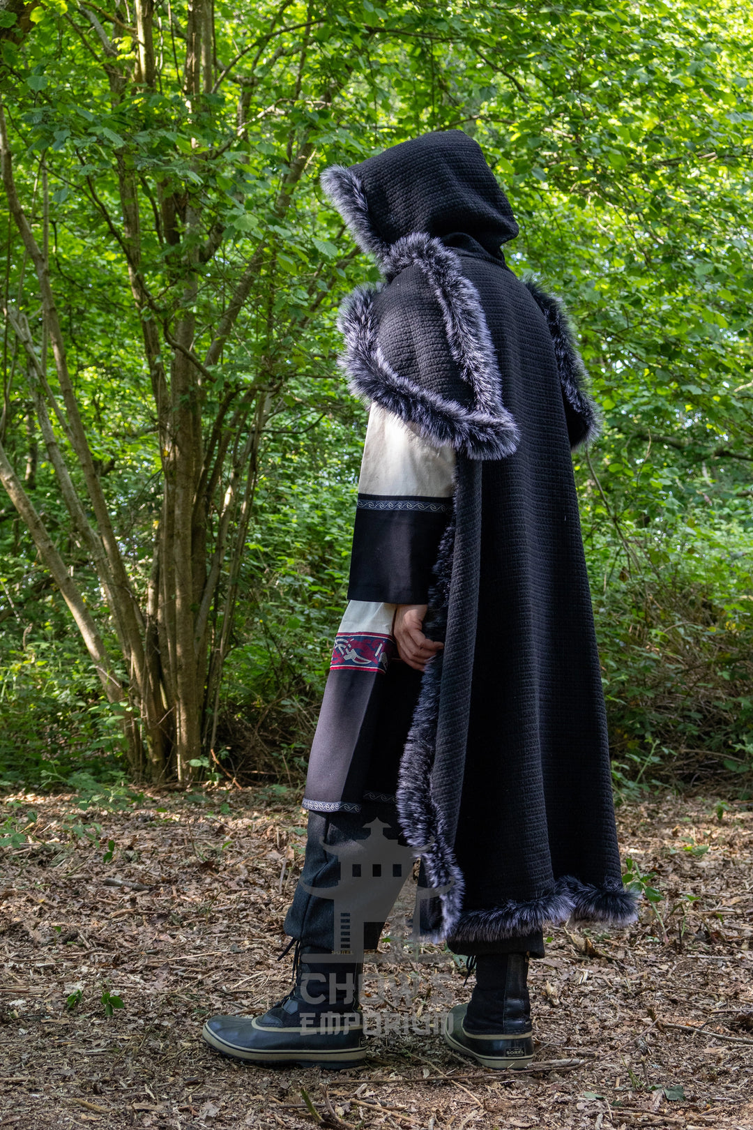 Black Viking Fur-Trim Cape with Sash