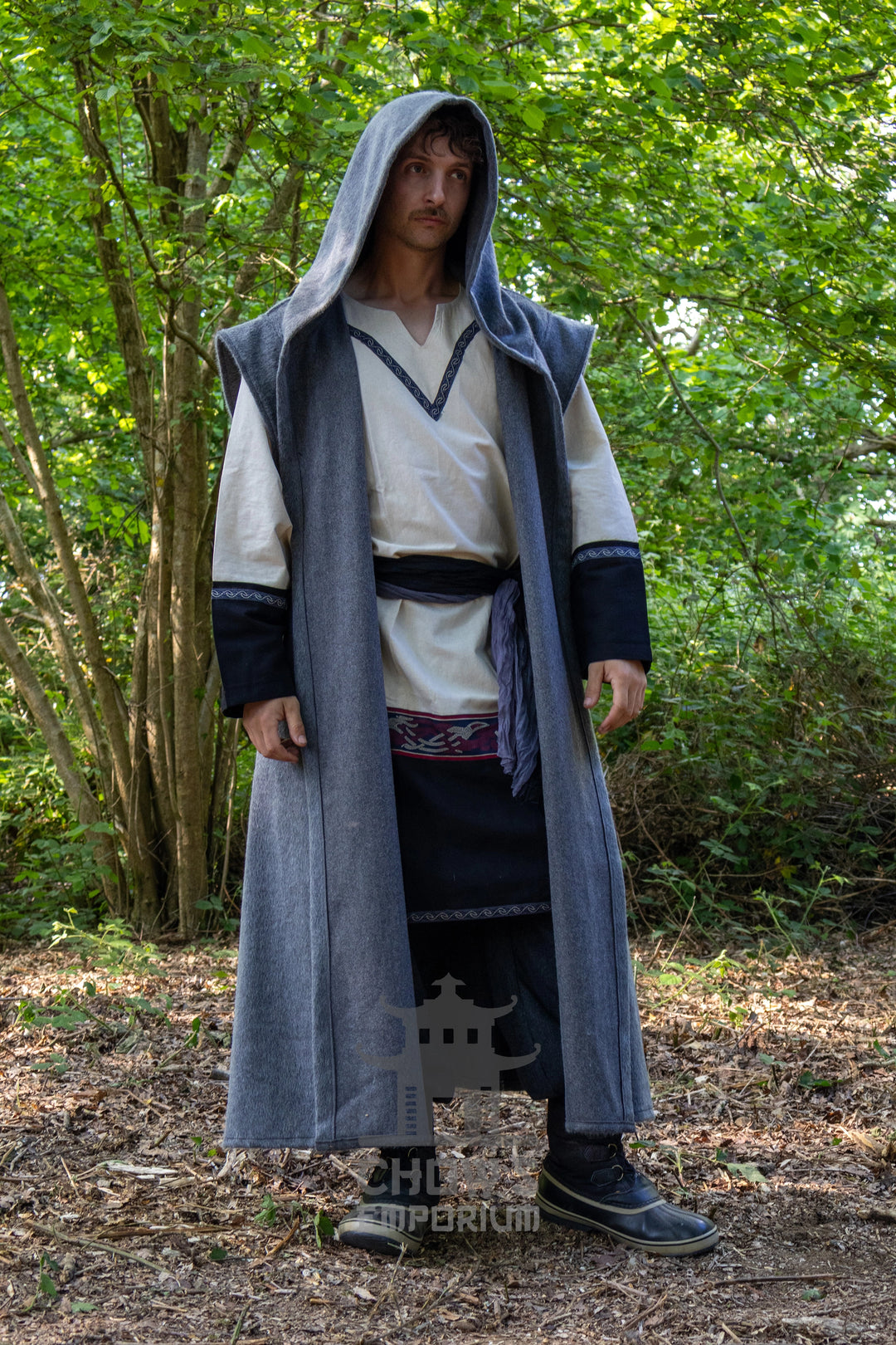 Grey Hooded Sleeveless Robe