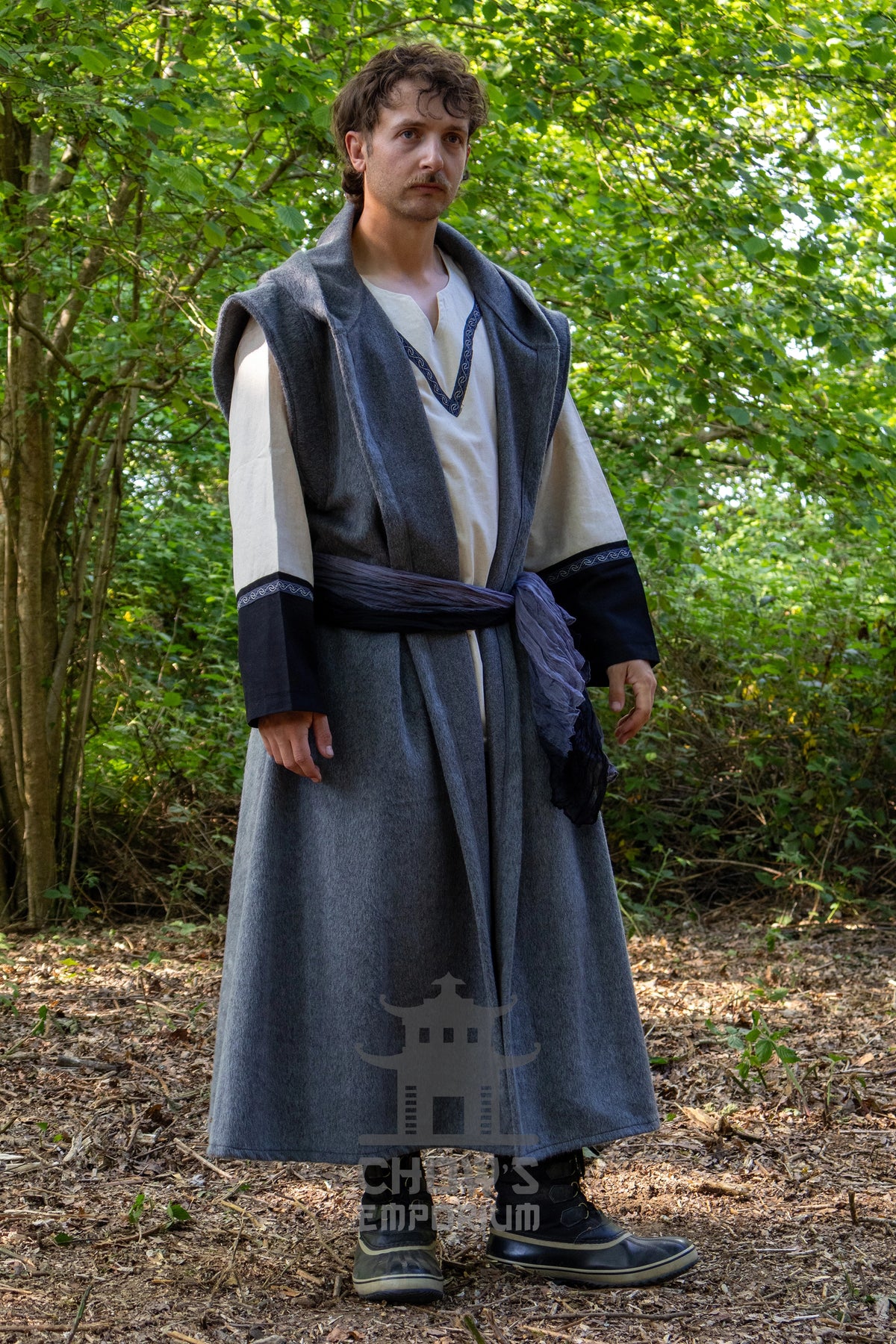 Grey Hooded Sleeveless Robe