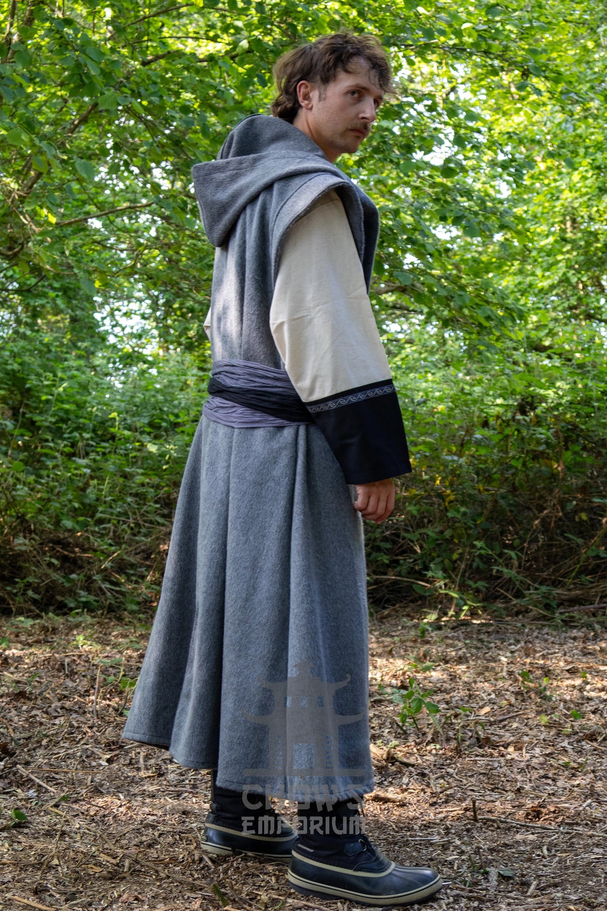 Grey Hooded Sleeveless Robe