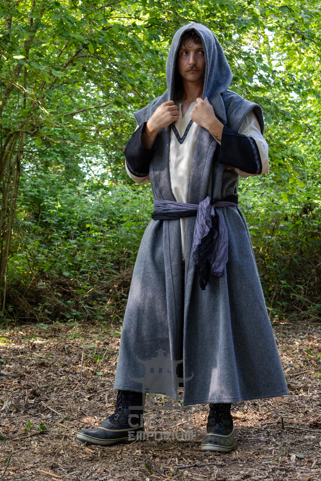 Grey Hooded Sleeveless Robe