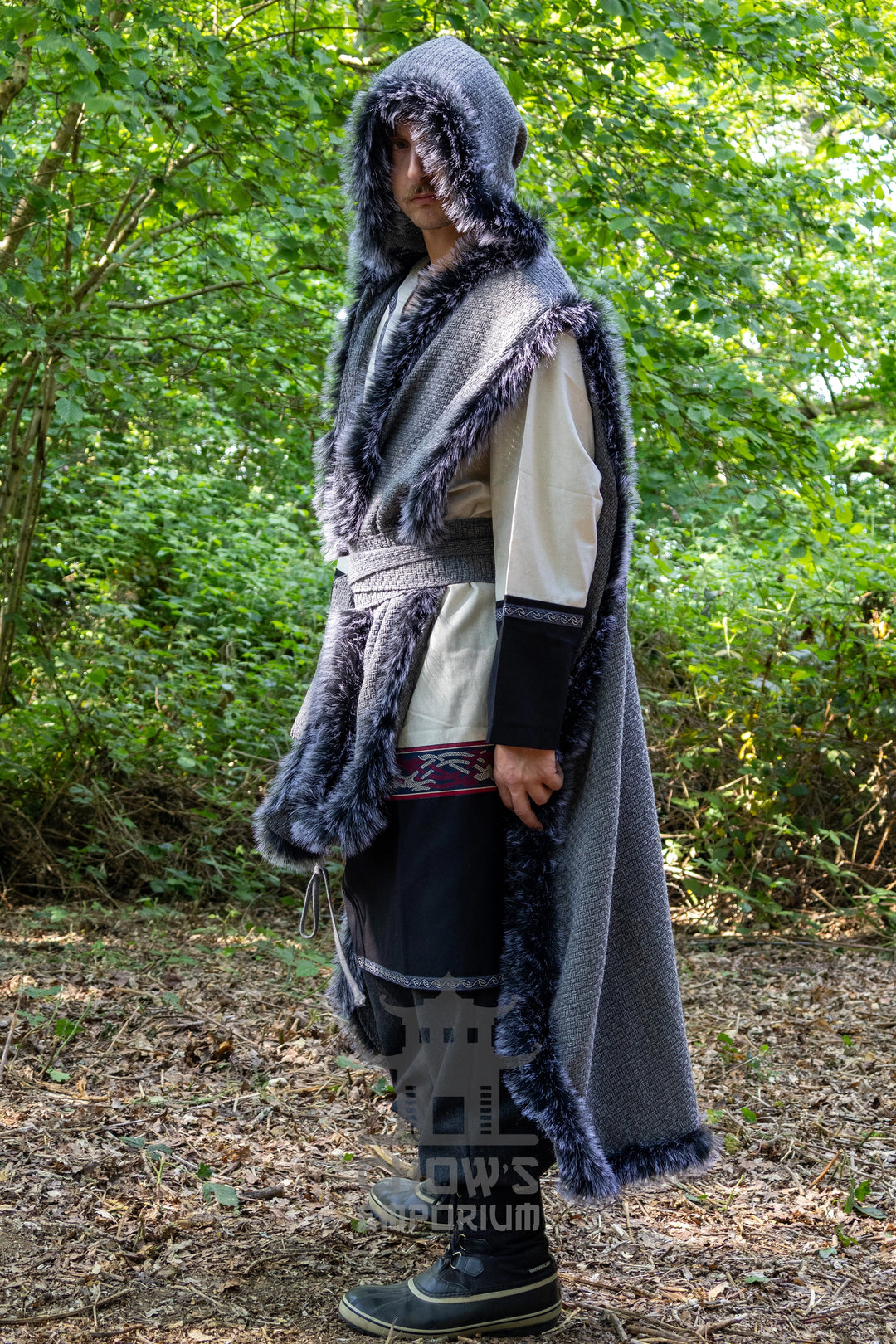 Grey Viking Fur-Trim Cape with Sash