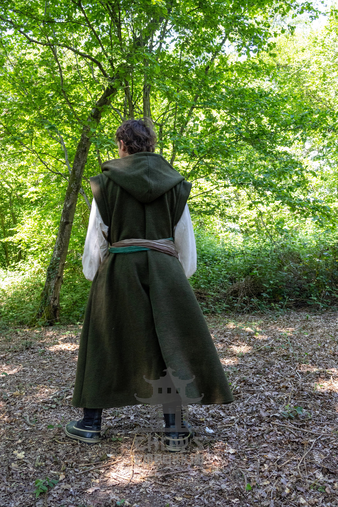 Green Hooded Sleeveless Robe