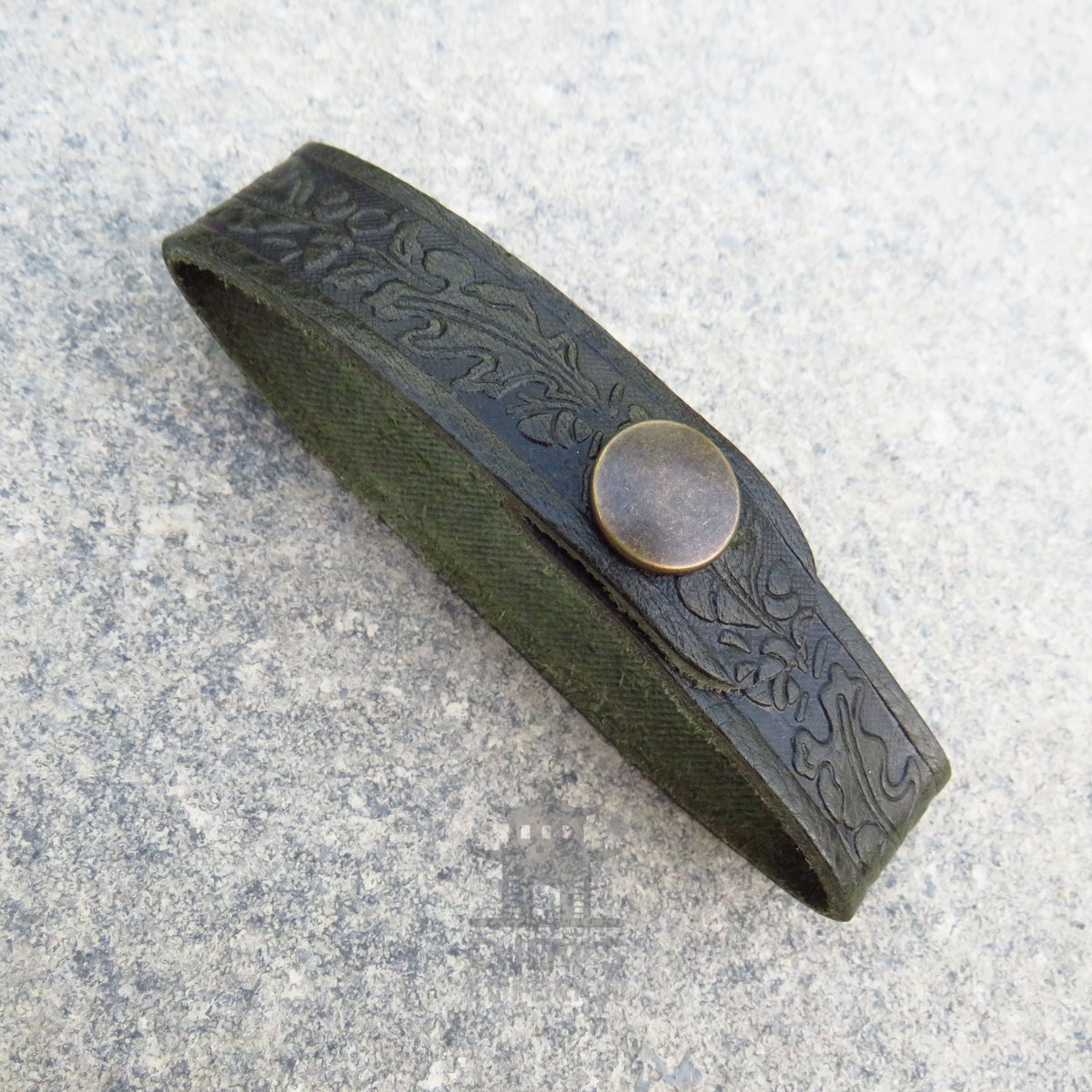 Leather Tankard Loop in 5 colours- Leaf Pattern