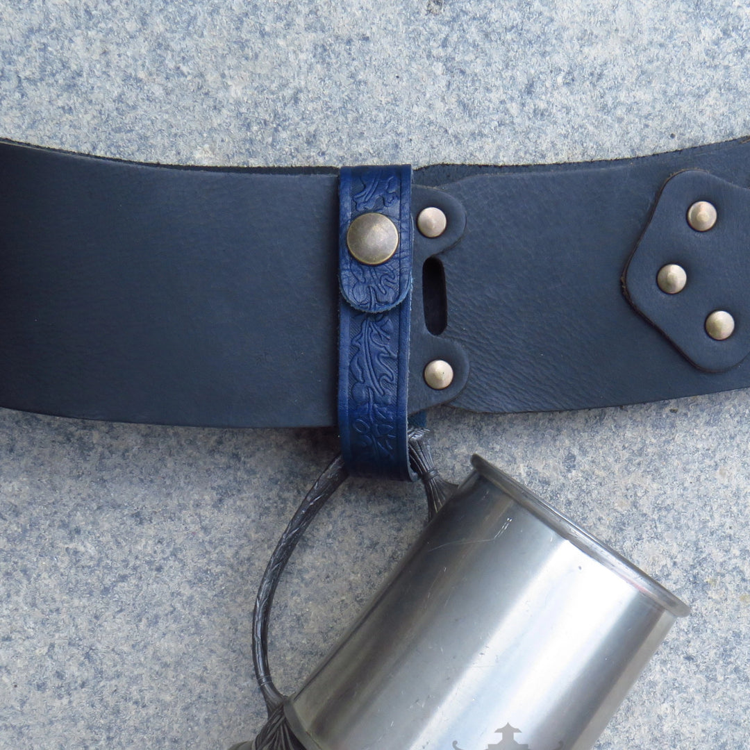 Leather Tankard Loop in 5 colours- Leaf Pattern