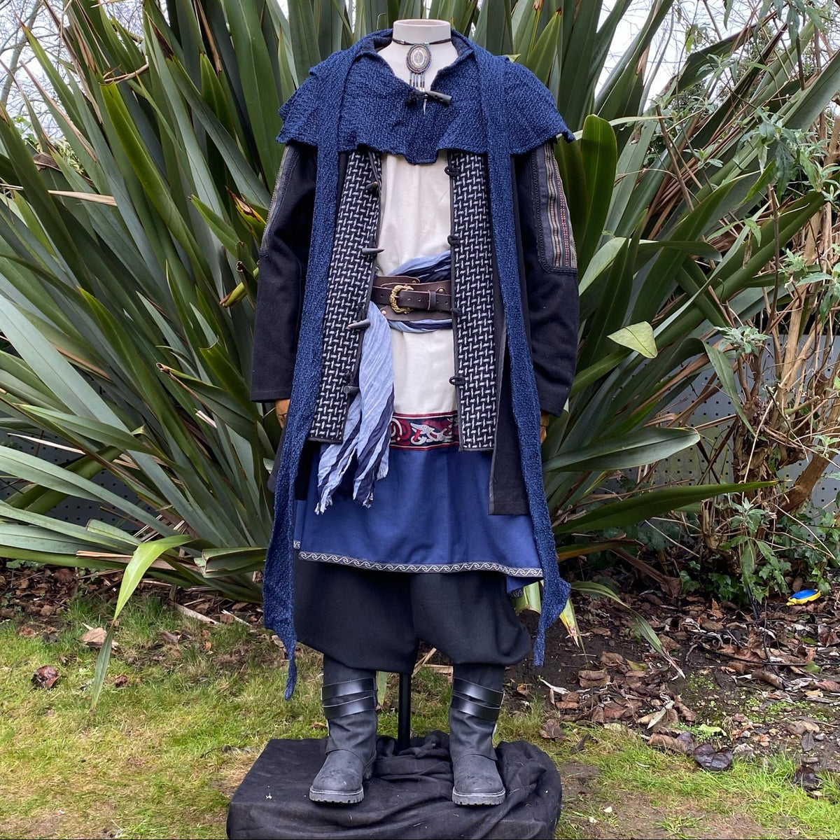 Ocean druid LARP set with blue jacket and hood, black trousers and tunic.