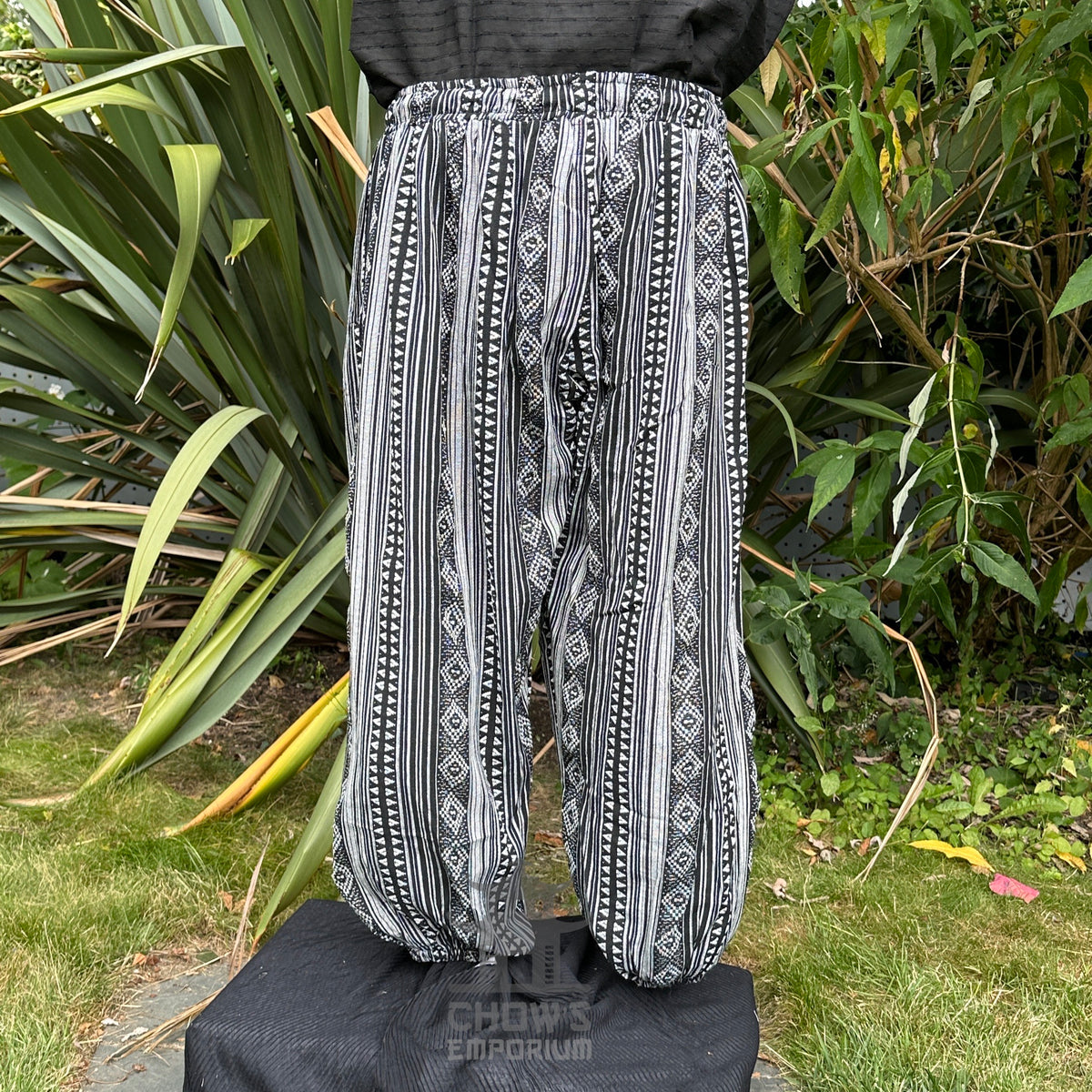 medieval hero pants LARP trousers black white patterned cotton back no boots.