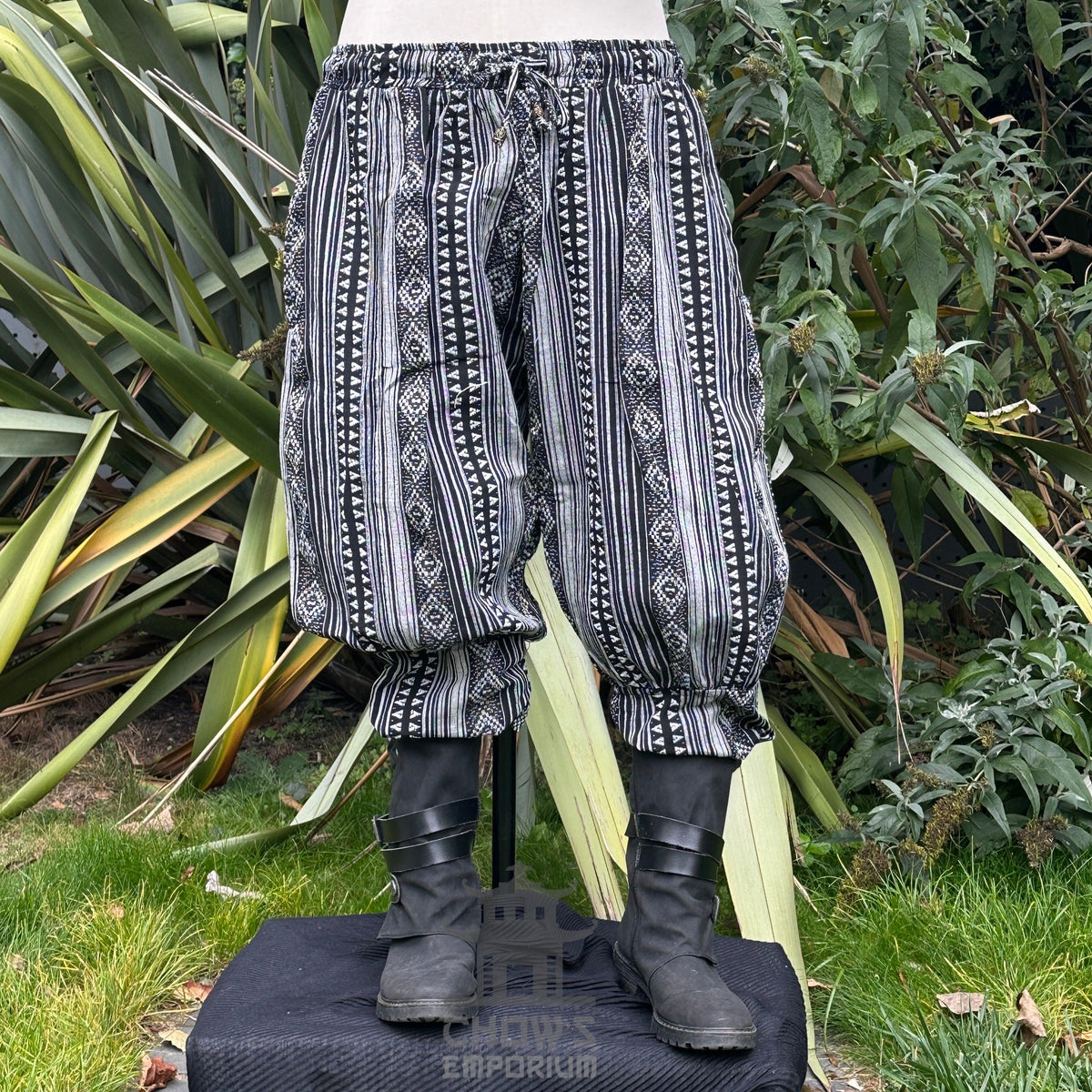 medieval viking pants LARP trousers black white patterned cotton front.