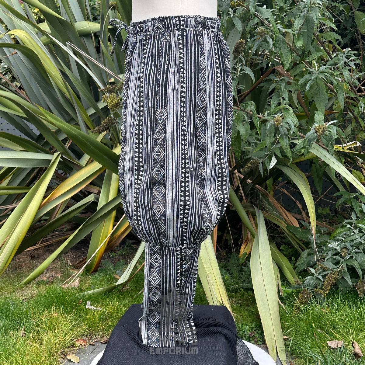 medieval viking pants LARP trousers black white patterned cotton no boots side 2.