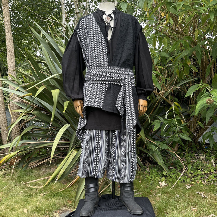 Dark Ranger Set - 5 Pieces (Waistcoat, Hood, Shirt, Pants, Sash)