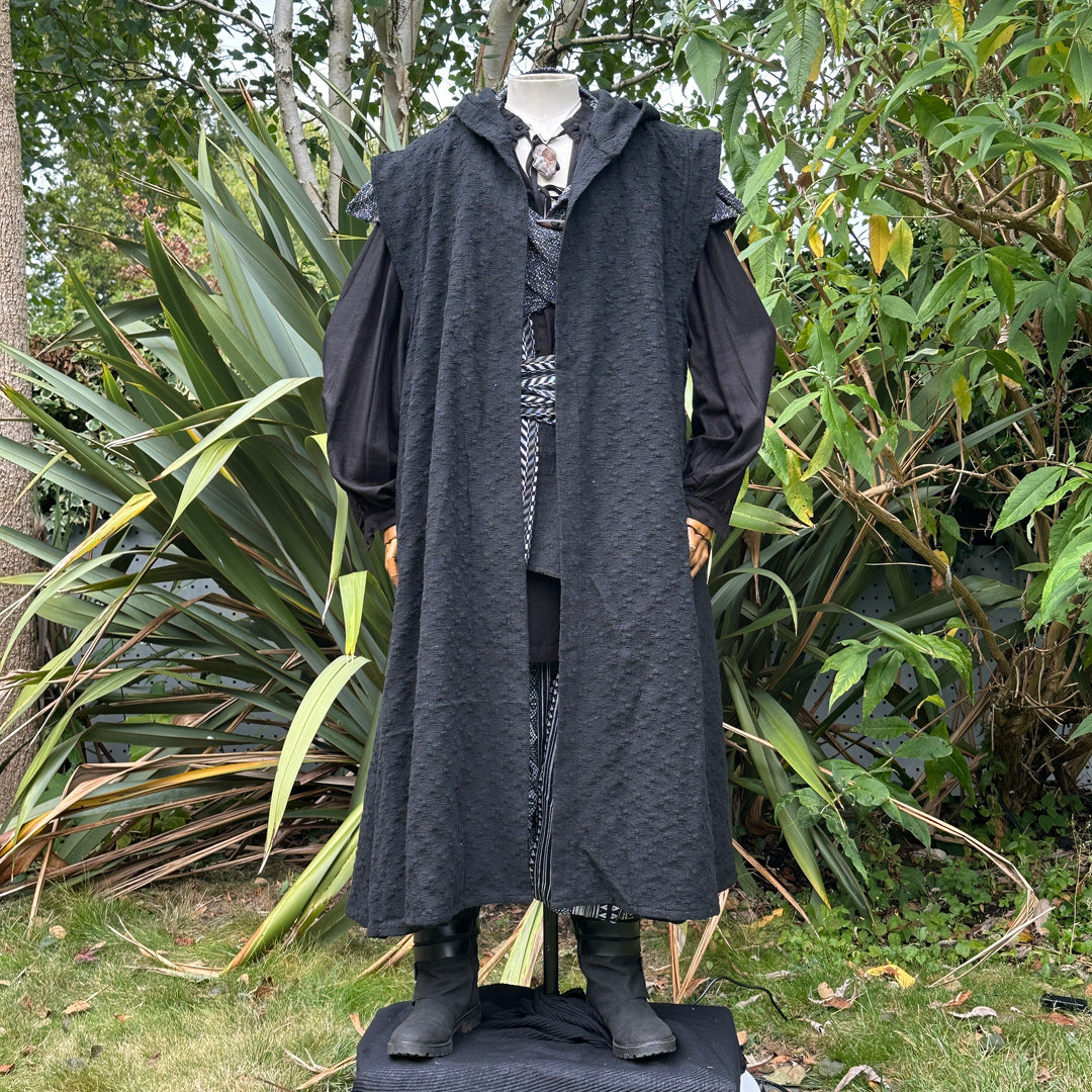 Robe LARP à capuche - Laine à motifs marron et noir - Ajustement ample mi-longueur à manches longues