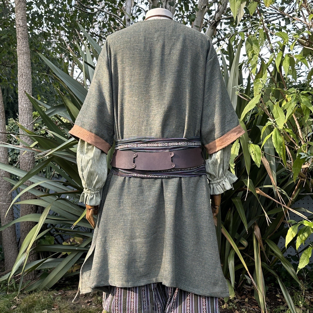 Forest Wanderer Set - 4 pieces (Robe, Vambraces, Tunic, Sash)