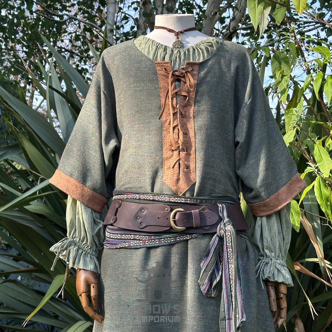 LARP-Basis-Outfit – 2-teilig: Zweifarbige Tunika aus braunem und grauem Mohair und braune Wollschärpe