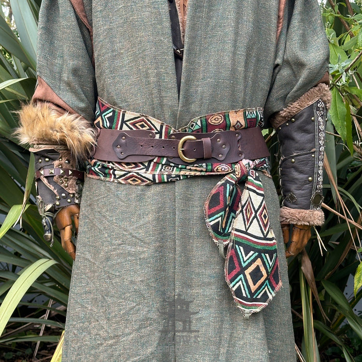 LARP-Gürtel- und Schärpenset mit Zubehör - Dunkelgraue Wolle - Schwarzes Büffelleder - Geschenkideen