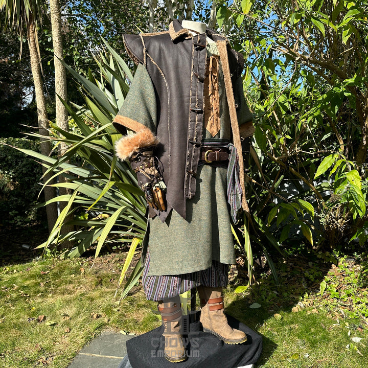 Woodland Fighter LARP Outfit - 4 pieces, Waistcoat, Tunic, Trousers, Sash