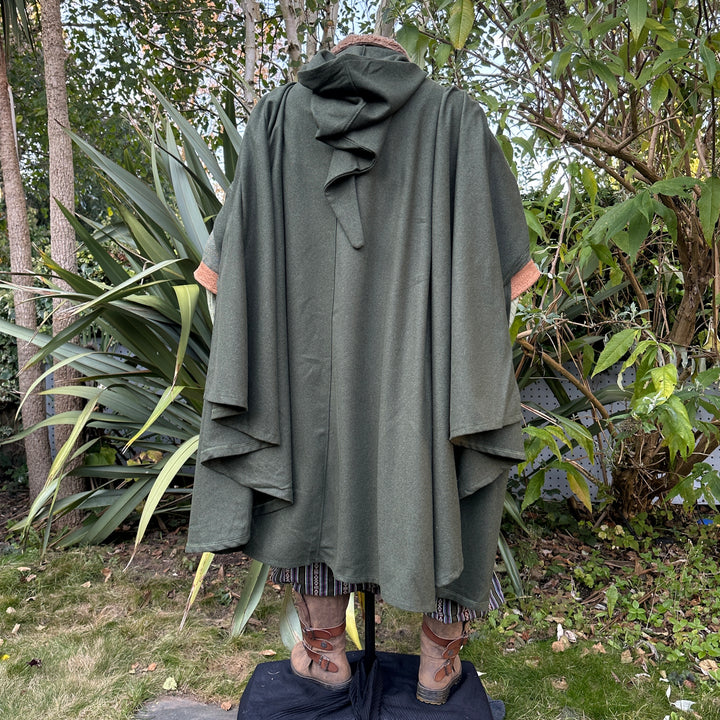 Cape GN 4 voies - Marron - Cape et robe polyvalentes avec capuche