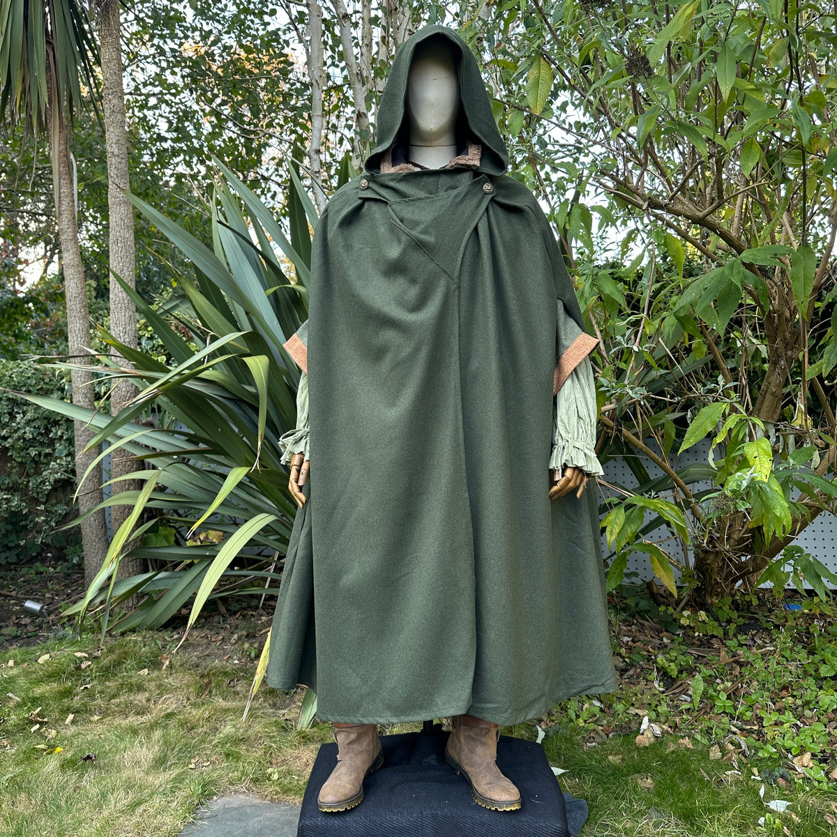 Front view of green hooded LARP cloak, medieval fantasy cosplay costume ideal for rangers.