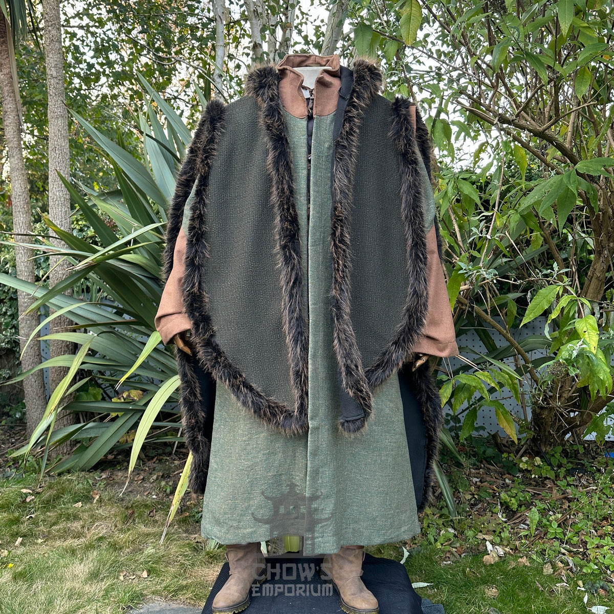 LARP medieval outfit with fur-trimmed cape and green robe.