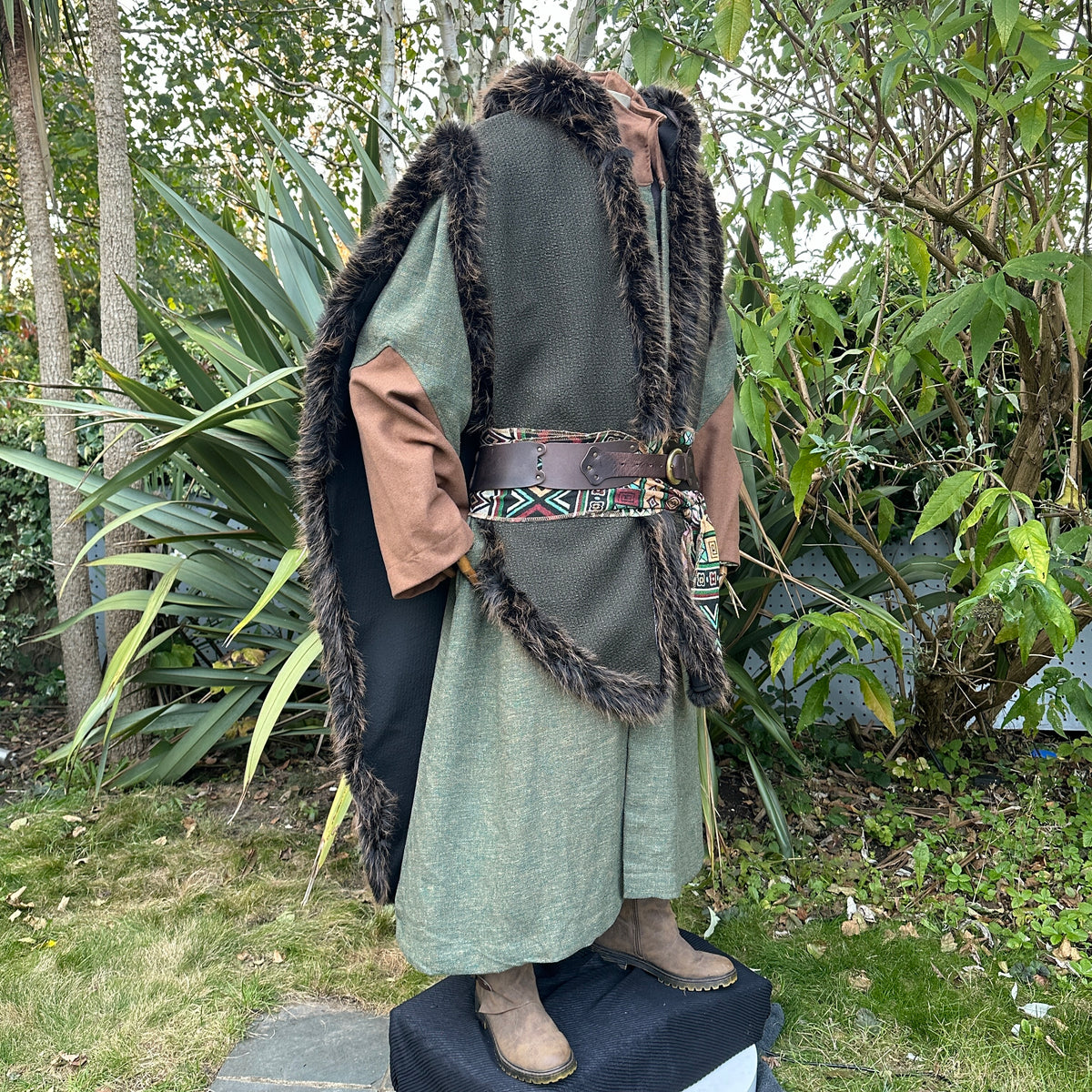 Viking fur trim cape in green and brown, side view, for LARP events.
