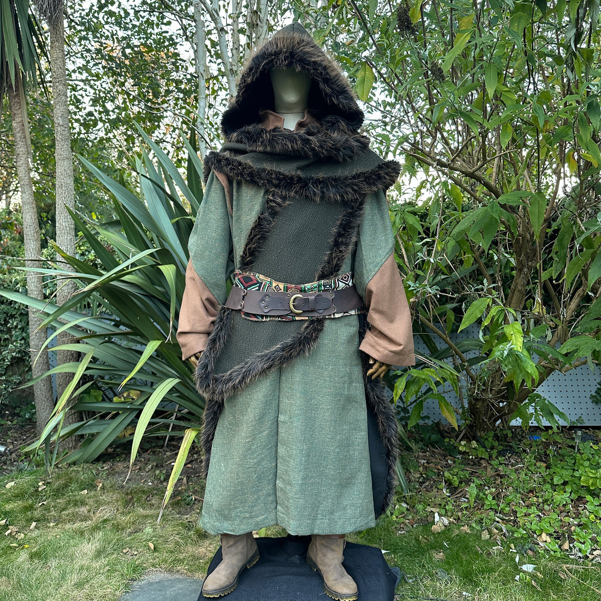 Viking fur trim cape in green and brown for medieval LARP costume.