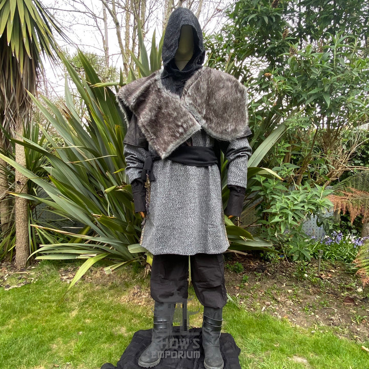 LARP Basic Outfit Set - 2 Pieces Grey (Hood and Mantle)