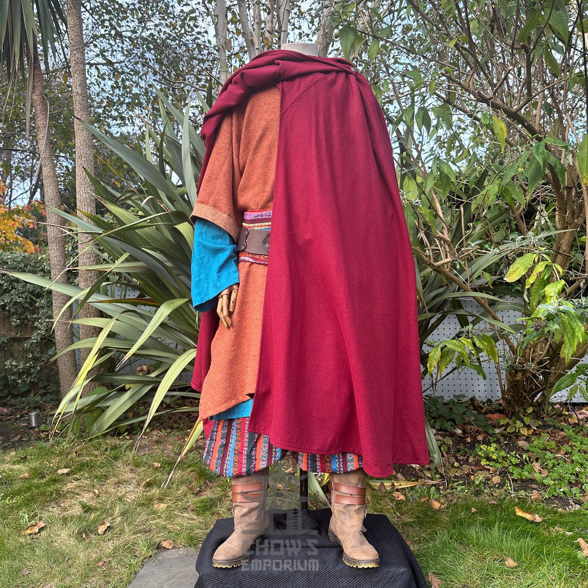 Front view of red wool LARP cloak, medieval fantasy cosplay costume for wizards, nobles, or.