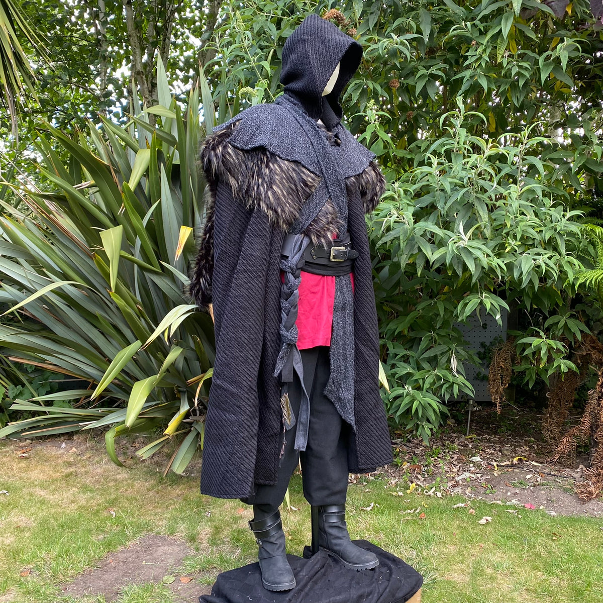 LARP Viking outfit side view with hood and faux fur mantle.