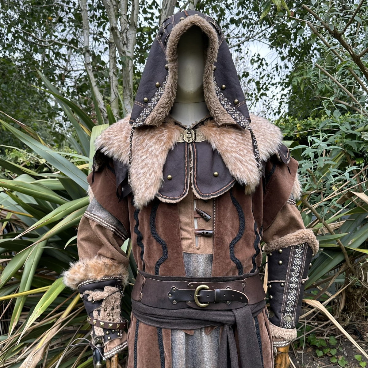 Viking LARP hood front view with fur trim and detailed brown leather accents.