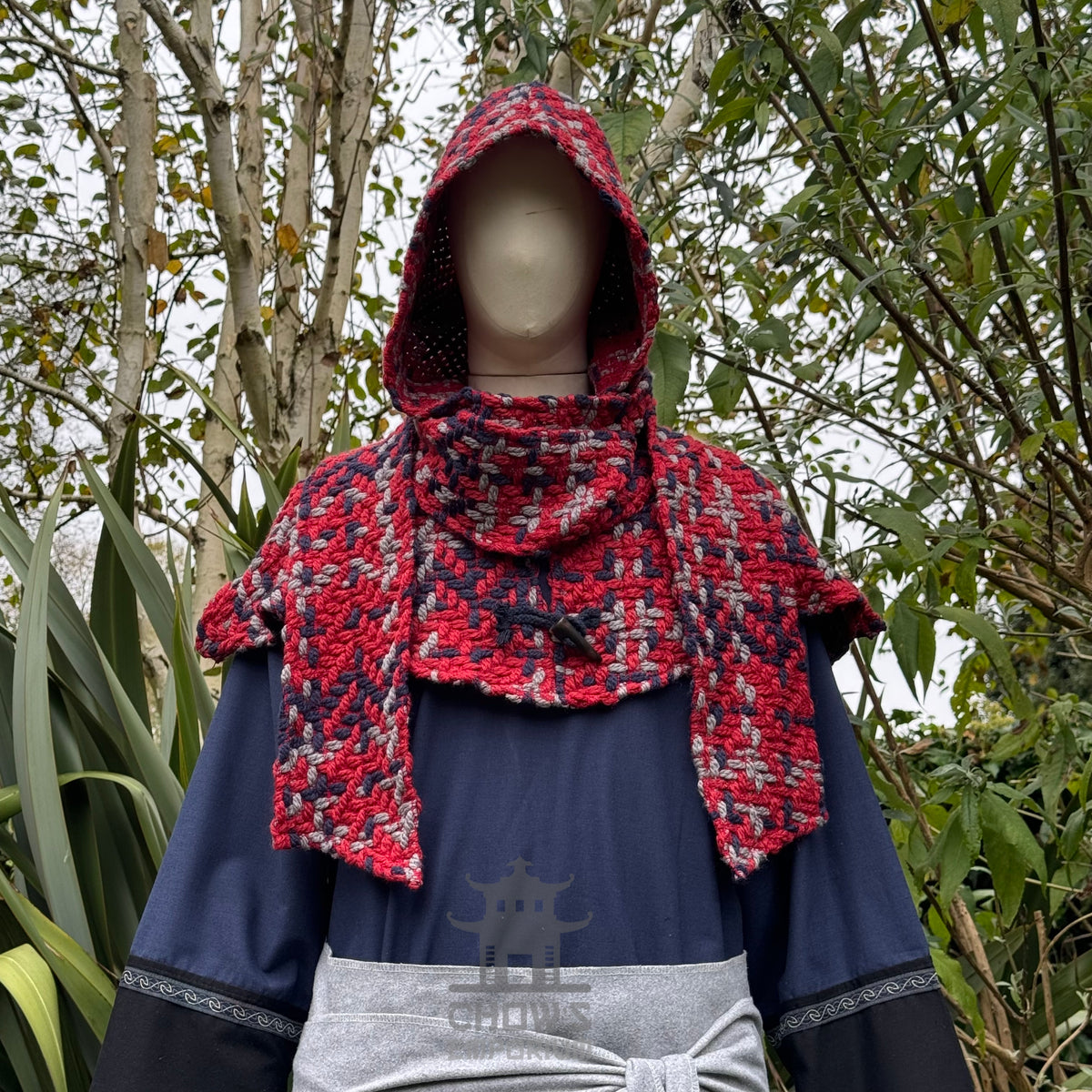 Red tricolour wool scarf hood for LARP, front view, medieval style.