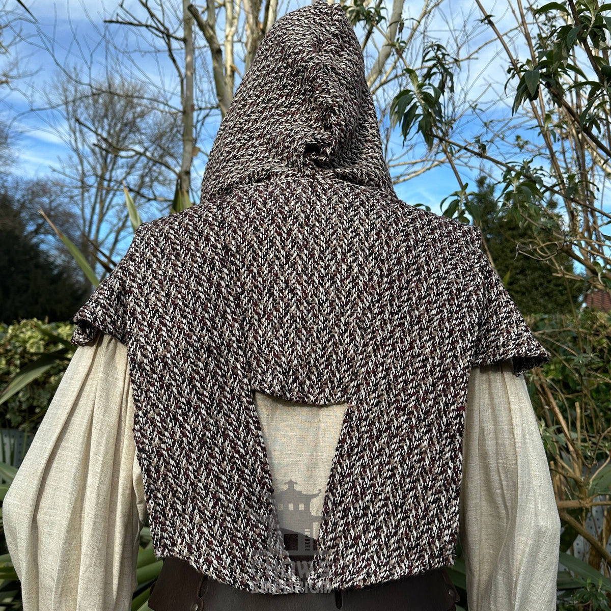 Maroon and beige wool hood with mid-back cutout, for LARP.