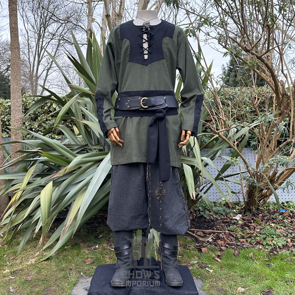 Viking shirt in green and black wool mix for fantasy wear.