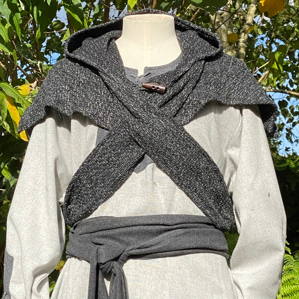 Grey and black LARP hood and mantle in linen, front view.