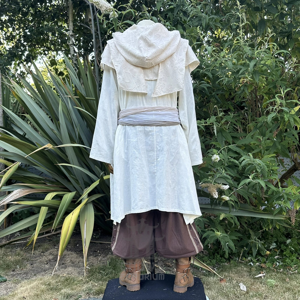 White Lightweight Scarf Hood