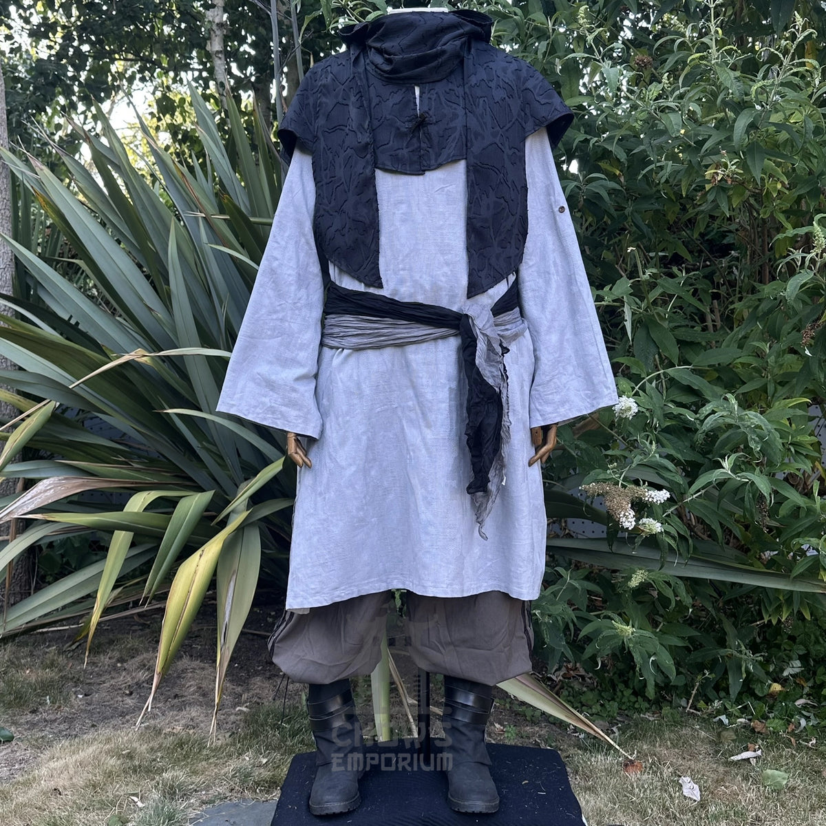 Black Lightweight Scarf Hood