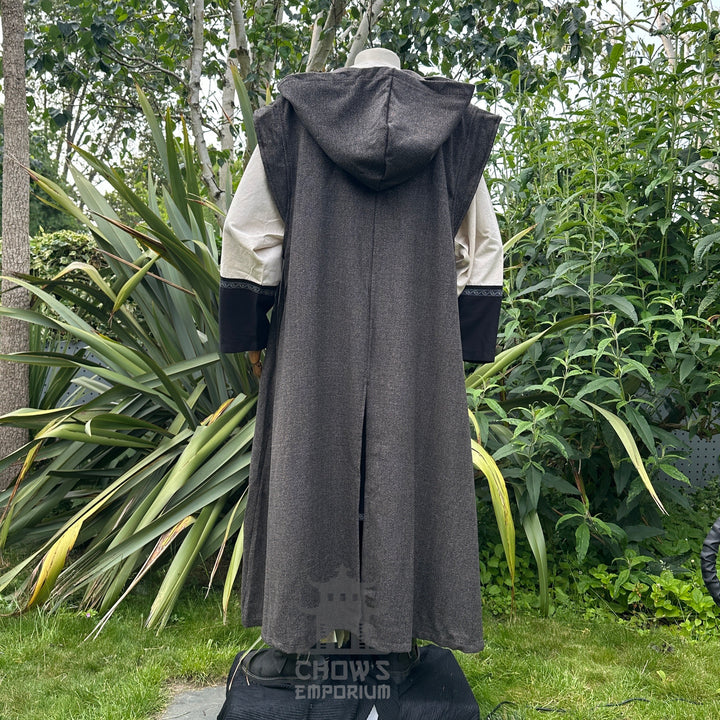 Azure Warrior LARP-Outfit – 6-teiliges Set; gepolsterte Gambeson-Jacke, Kapuze, Tunika, Hose, Gürtel