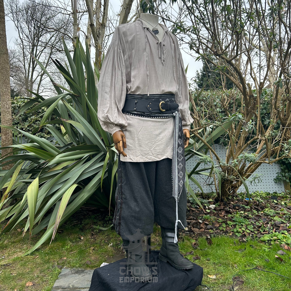 Medieval light grey cotton linen shirt on mannequin for LARP.