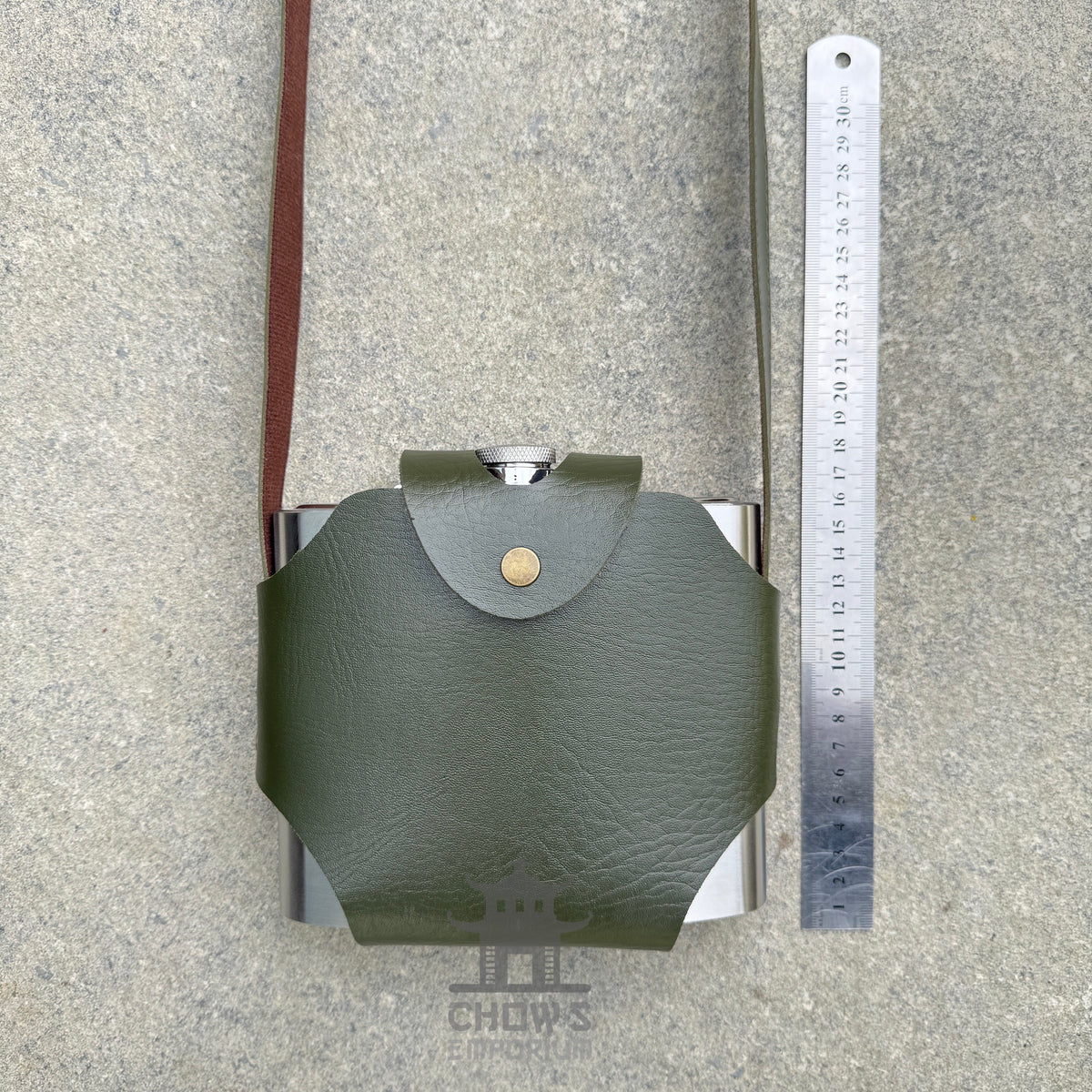 32oz Hip Flask with Leather Holder and Belt Loop