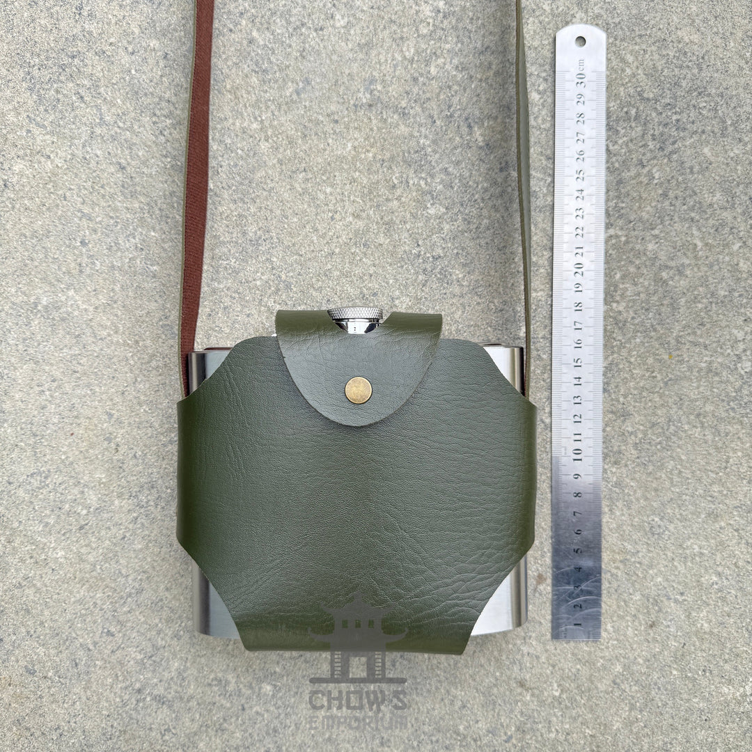 32oz Hip Flask with Leather Holder and Belt Loop