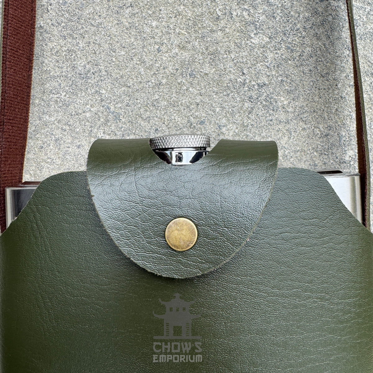 32oz Hip Flask with Leather Holder and Belt Loop