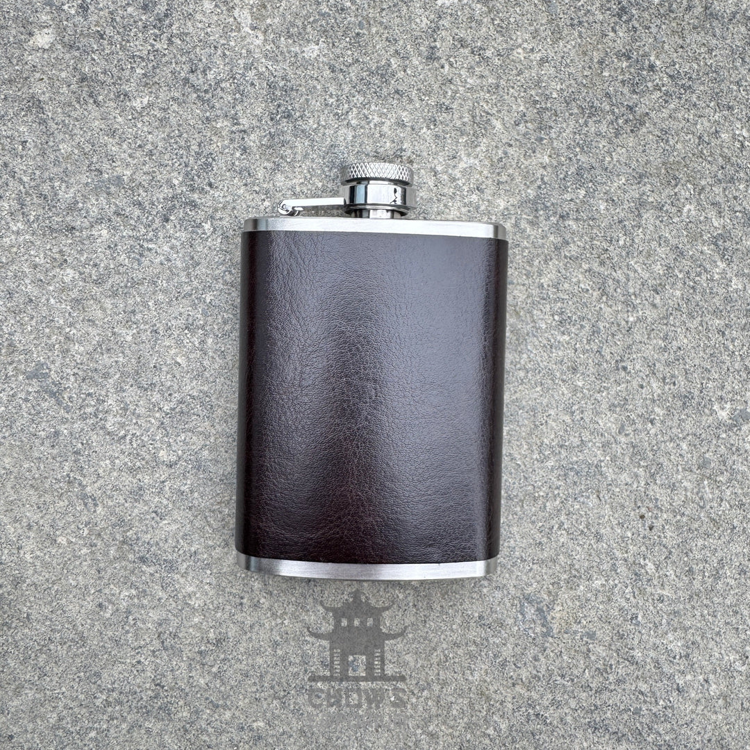 Ranger 18oz Leather Hip Flask with Mini Flask and Pouches