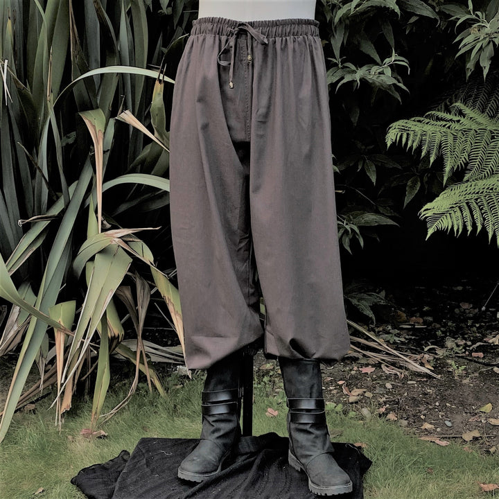 Pantalon LARP Hero - Pantalon ample en mélange de coton/lin noir avec dentelle latérale et tressage